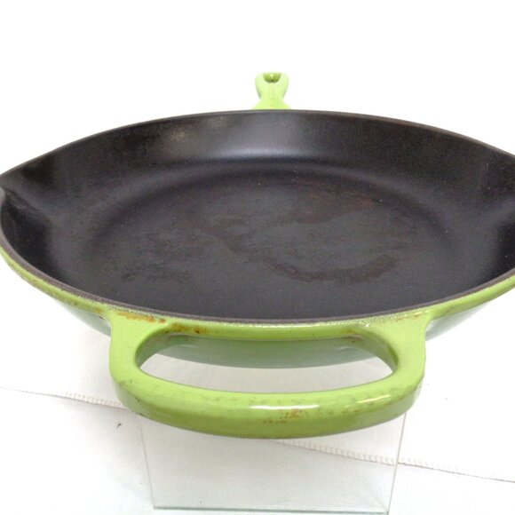 Le Creuset 12" cast iron enamel skillet Lime Green Made in France - Picture 2 of 11